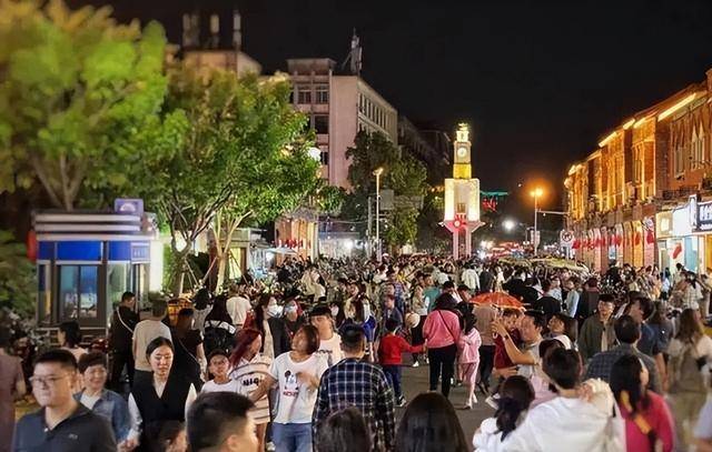 假如中国人口从14亿减到7亿，会发生什么变化