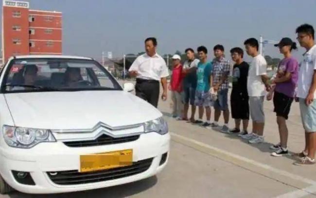 驾校风光不再！高考后没人学车了