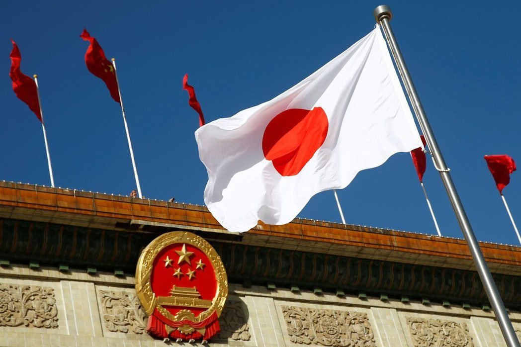 日本关西经济联合会会长松本正义14日在大阪市内举行例行记者会,透露称正在协调派遣... 日本关西经济联合会会长松本正义14日在大阪市内举行例行记者会,透露称正在协调派遣...
