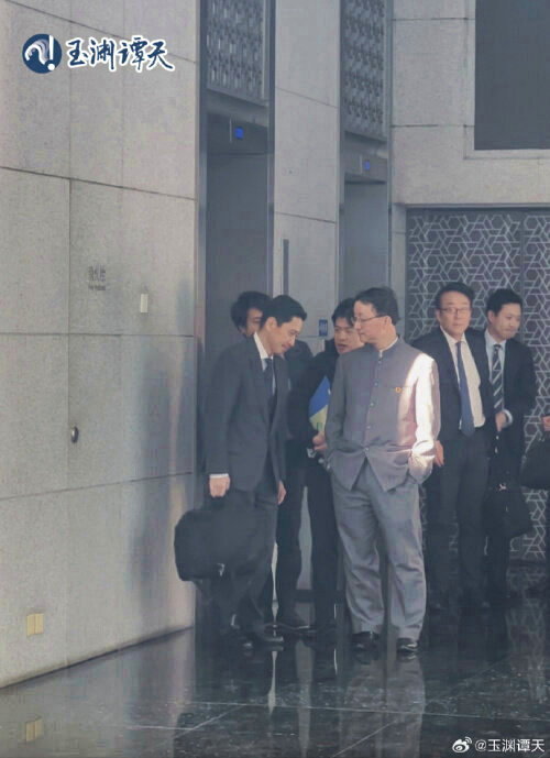 去年11月18日,在日相高市早苗「台湾有事」言论引发陆方不满后,日本外务省亚洲大...