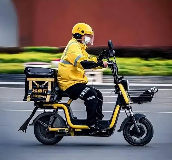 月薪上万没人来？中国三大行业陷入“用工荒”