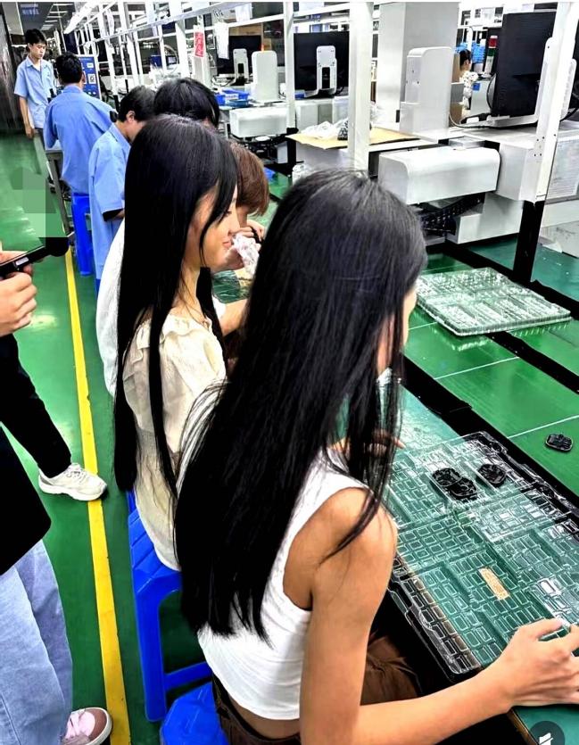 月薪上万没人来？中国三大行业陷入“用工荒”