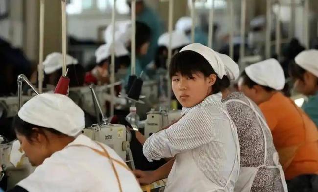 月薪上万没人来？中国三大行业陷入“用工荒”