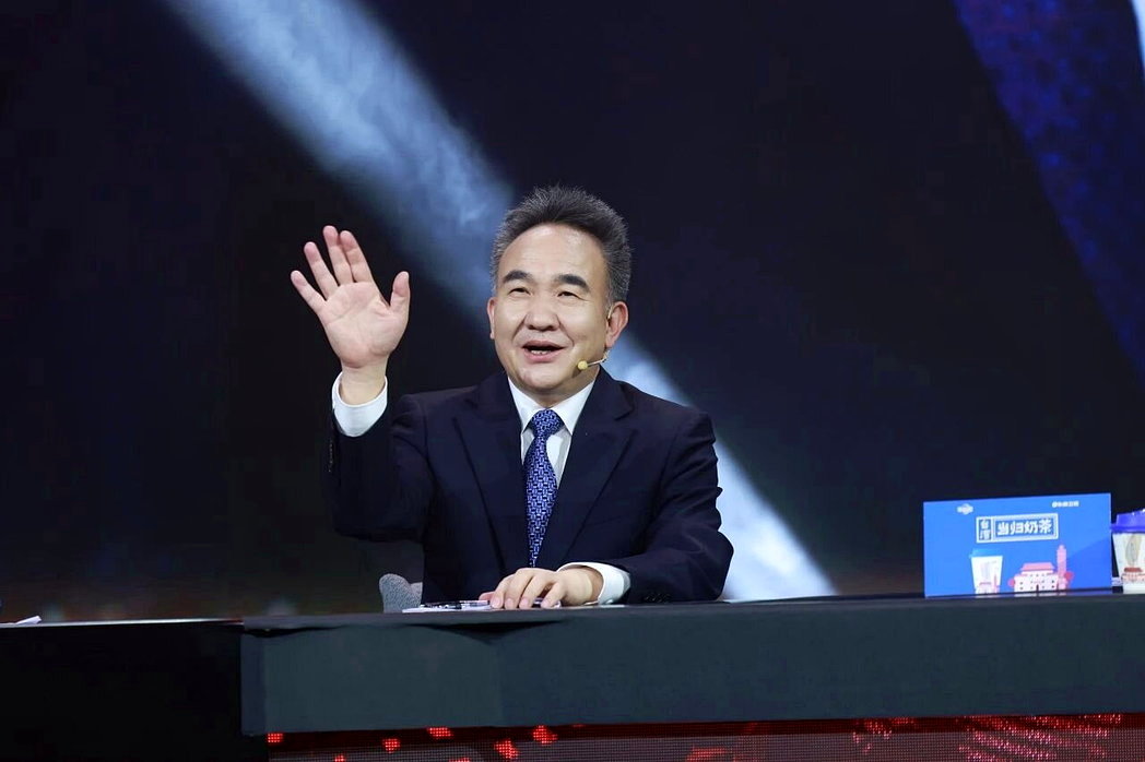 中国社会科学院台湾研究所所长朱卫东。图/取自海峡卫视公众号 中国社会科学院台湾研究所所长朱卫东。图/取自海峡卫视公众号