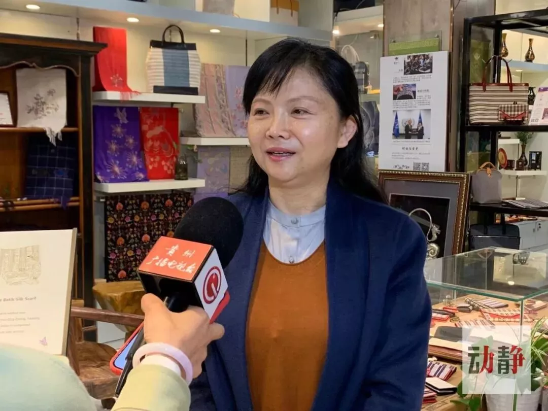 被控聚众淫乱的女企业家,决定缴企服输